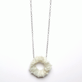 Annamaria Leiste Kette1