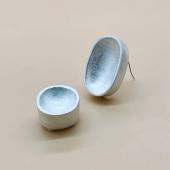 Christine Matthias, 2 Broschen aus Silber, oval und rund