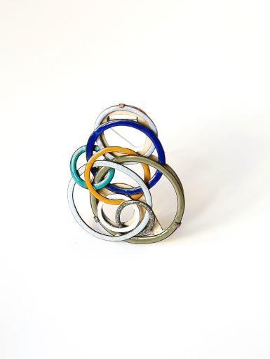 Danni Schwaag, 'Neckrooch II', Brosche, Emaille