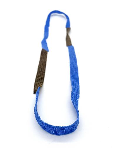 Kirsten Jäschke, Kette aus feinen Glasperlen, abgestuft