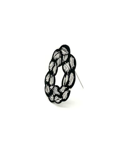 Annie Sibert, 'Memory Fabric', round braided strands 1, Brosche